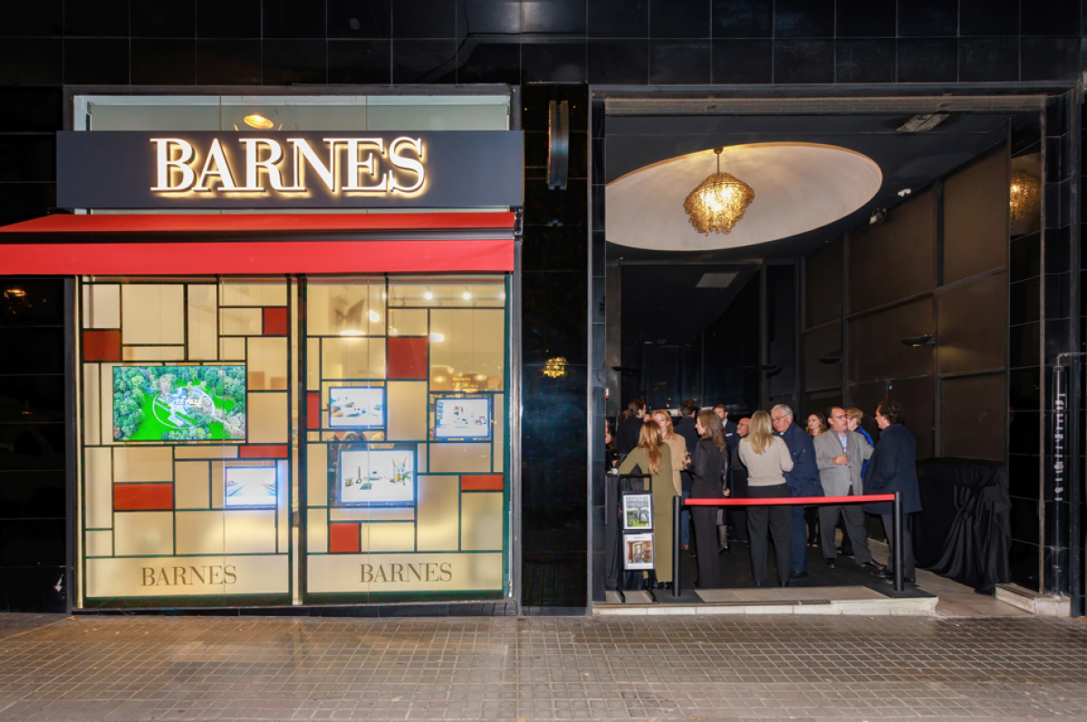 Inauguración BARNES Barcelona