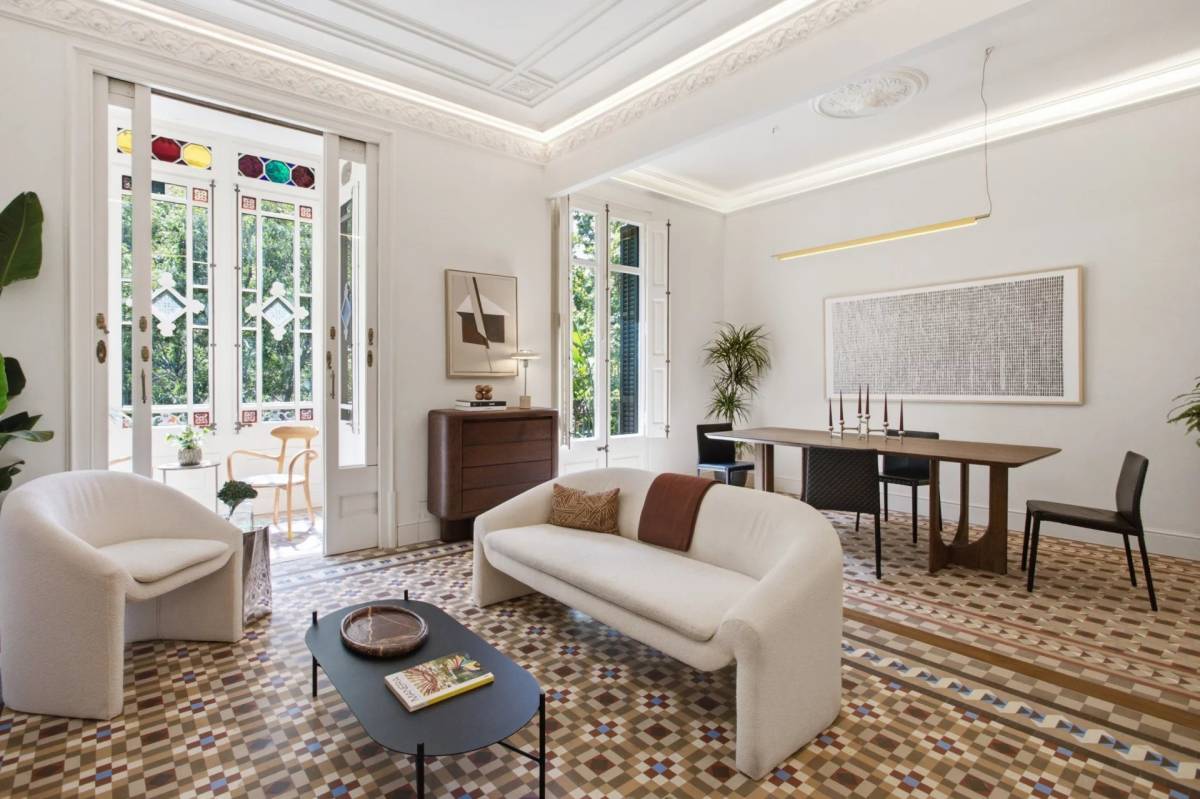 Moving to Spain from the United States: Your Guide to Buying Property in Barcelona and the Costa Brava