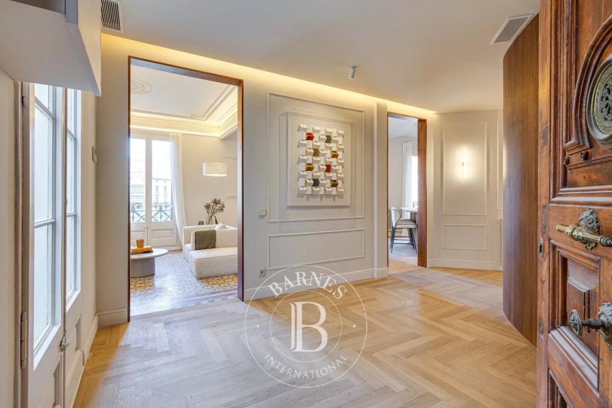 img-gallery