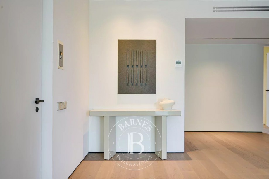 img-gallery