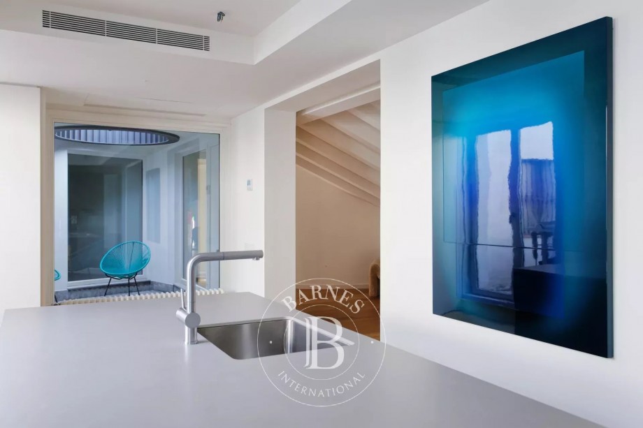 img-gallery
