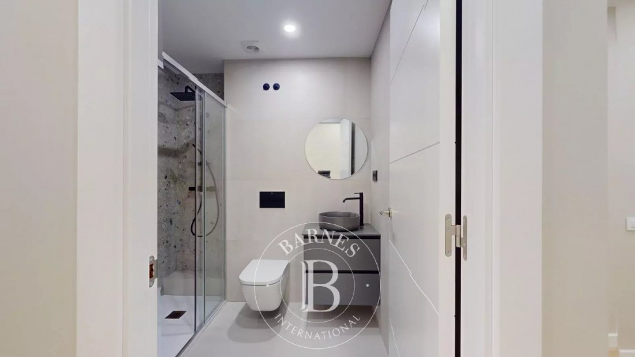 img-gallery