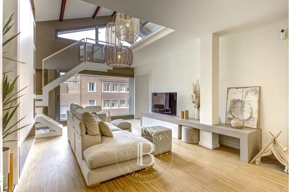 Elegante dúplex contemporáneo con terraza privada en el corazón de la Vila Olímpica