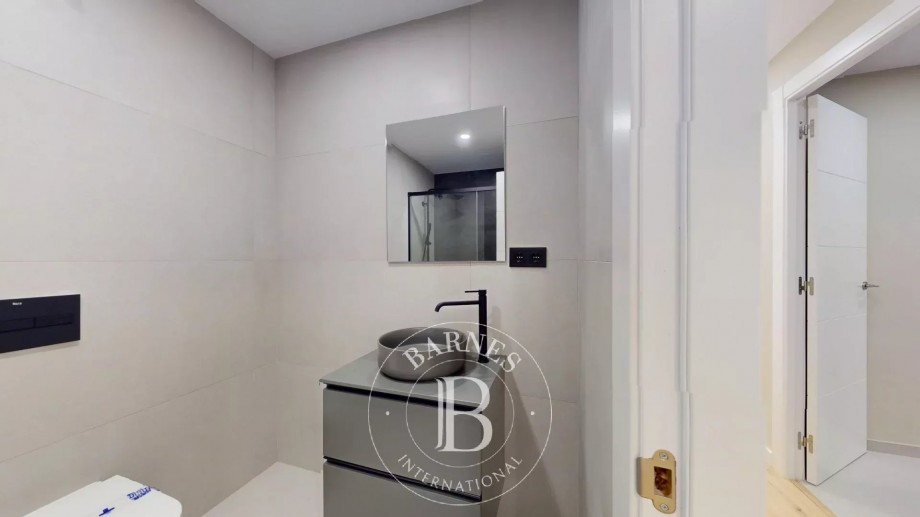 img-gallery