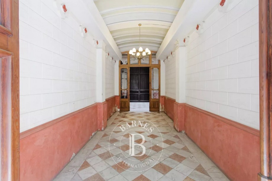 img-gallery