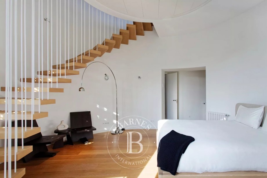 img-gallery