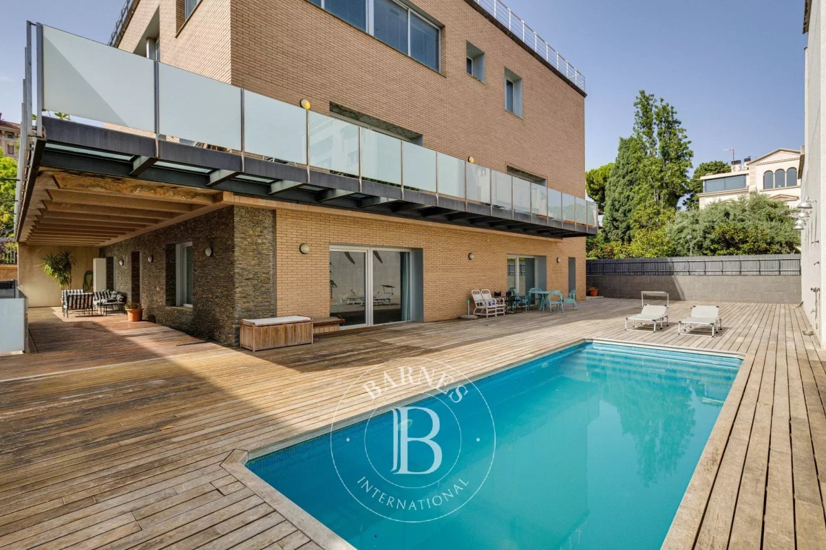 Casa Barcelona - picture 1
