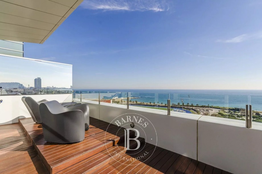 Penthouse extraordinaire avec terrasse et vues sur la mer et Barcelone
