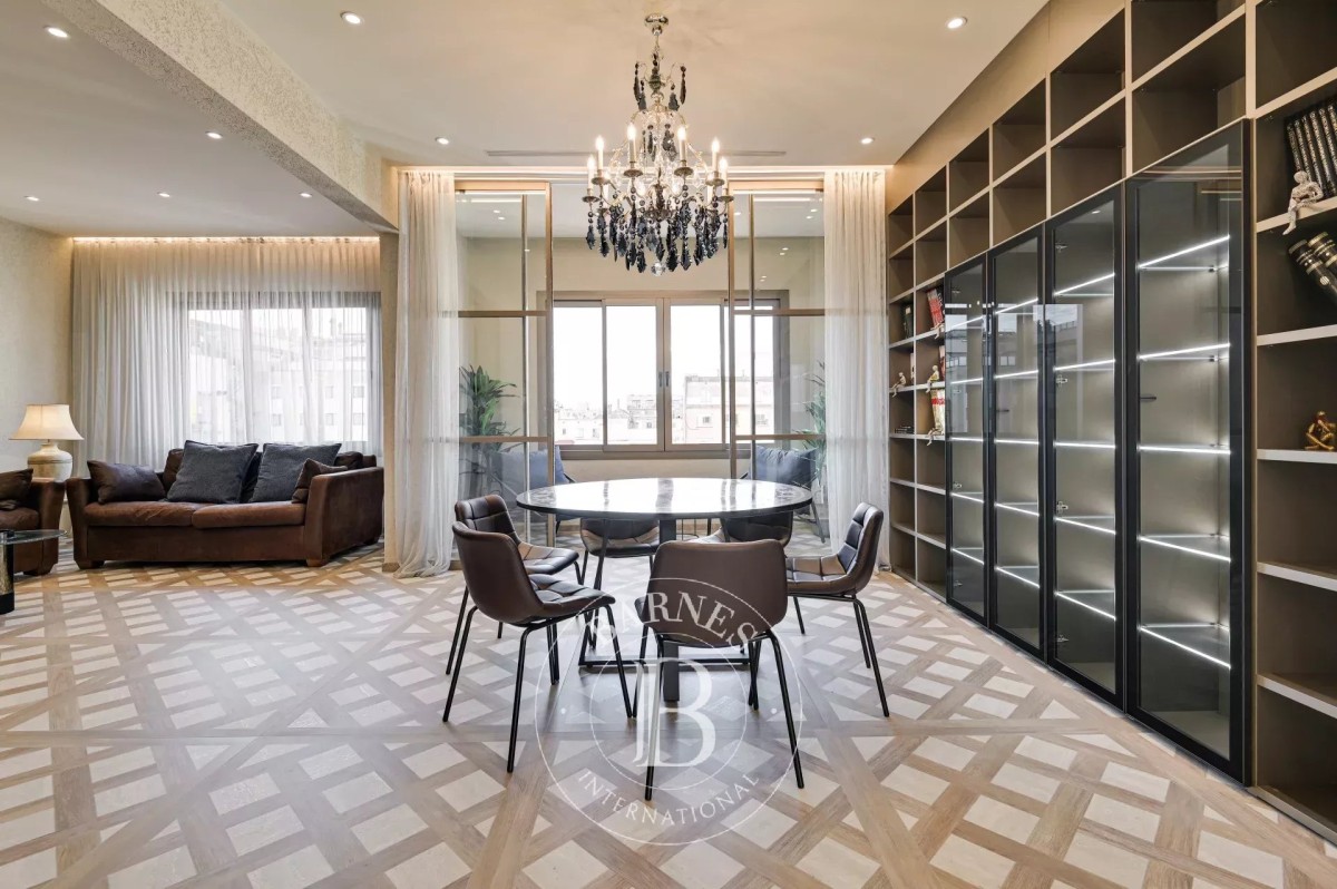 Light and sophistication in the heart of the Eixample