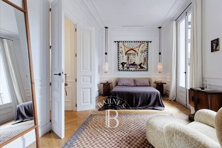 img-gallery