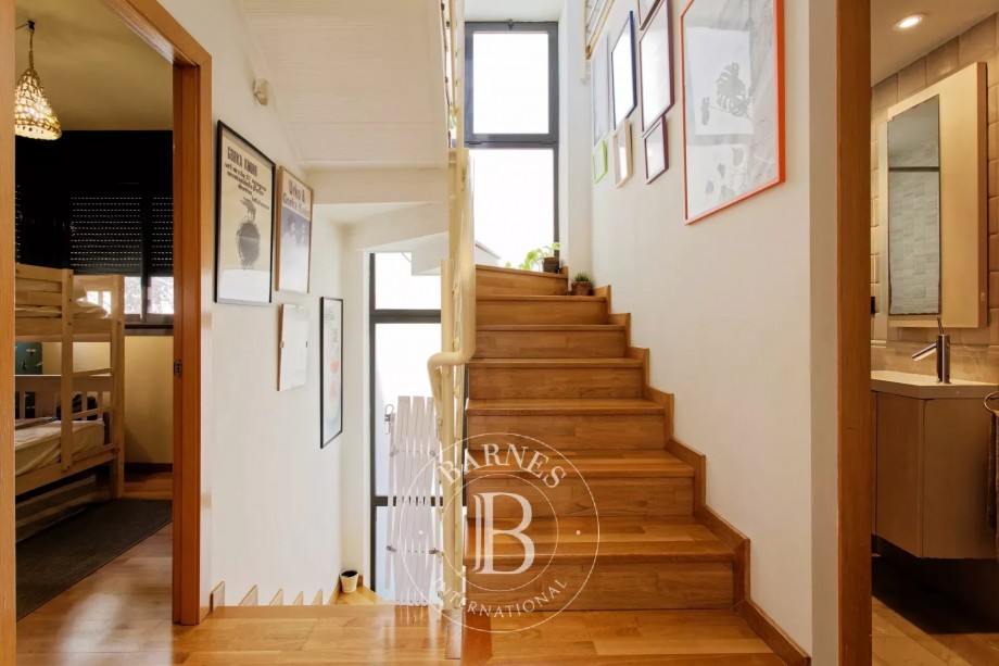 img-gallery