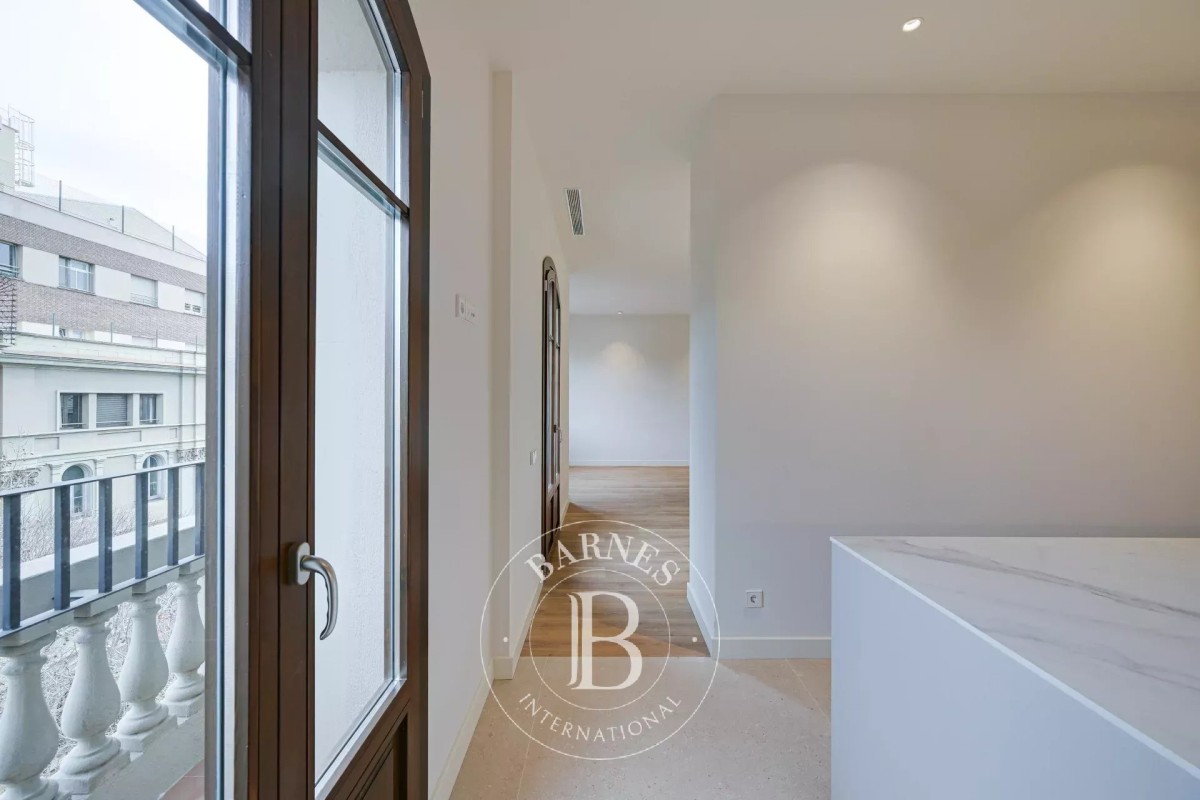 Spectacular duplex penthouse in the heart of the Eixample