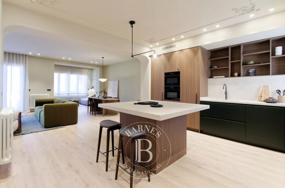 Exclusiva residència de 180 m² amb terrassa, a pocs passos del Passeig de Gràcia
