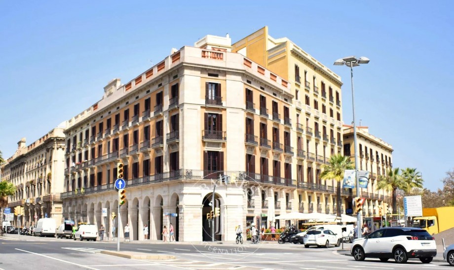 img-gallery