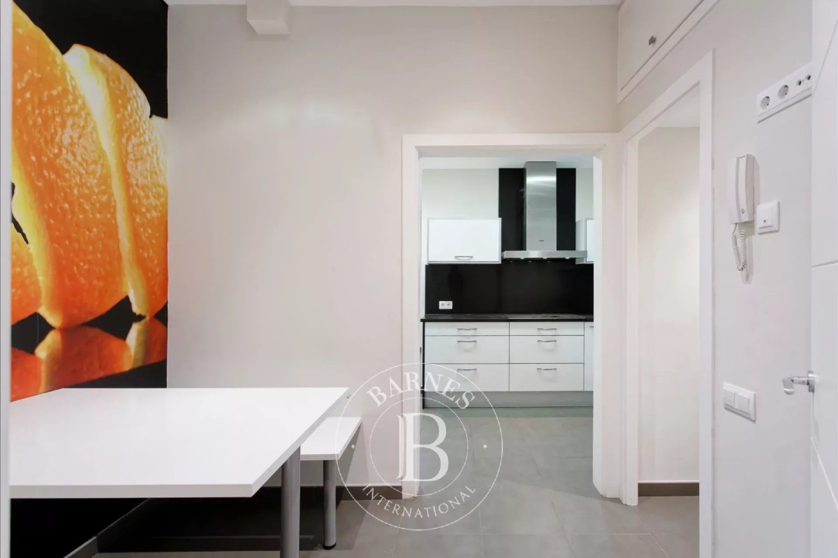 img-gallery
