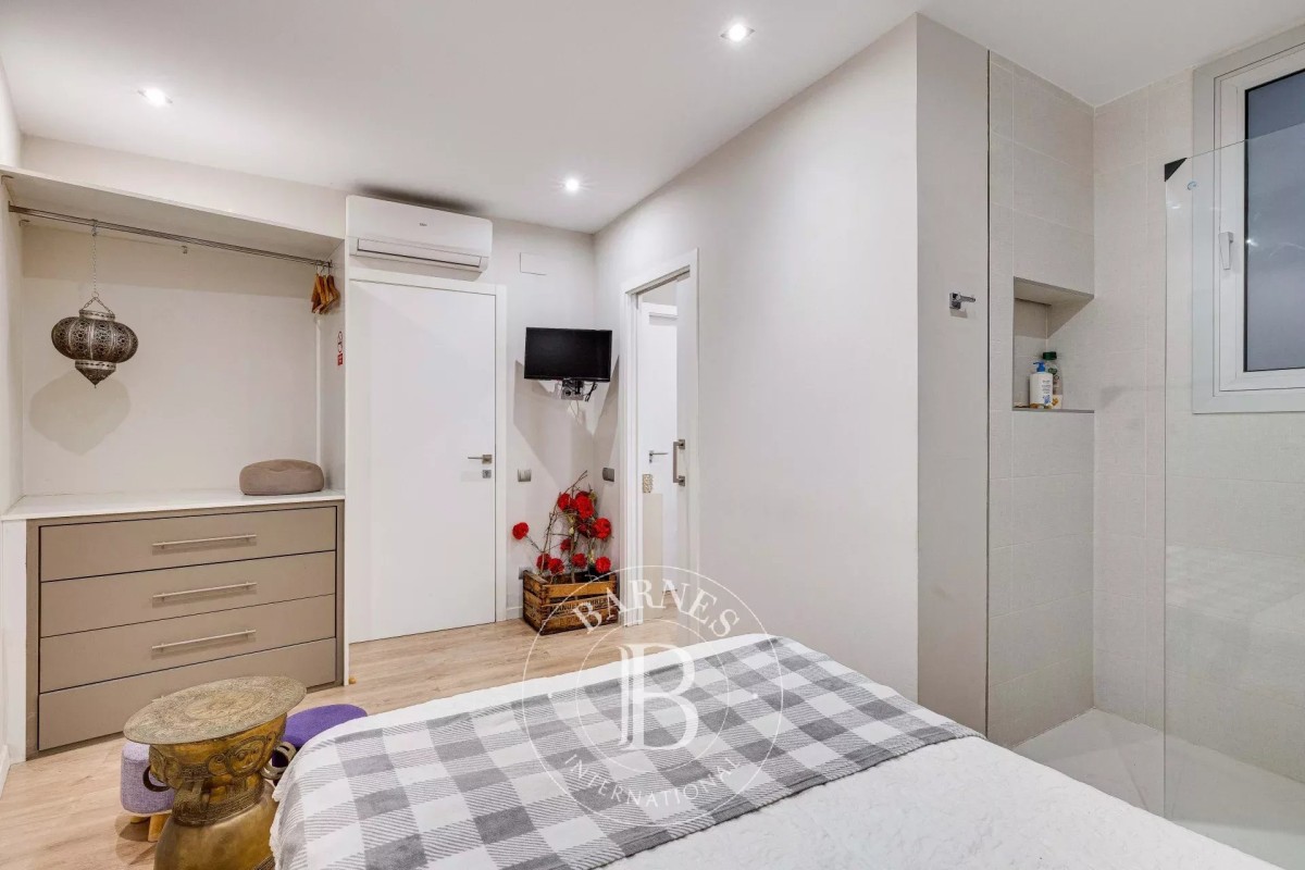 img-gallery