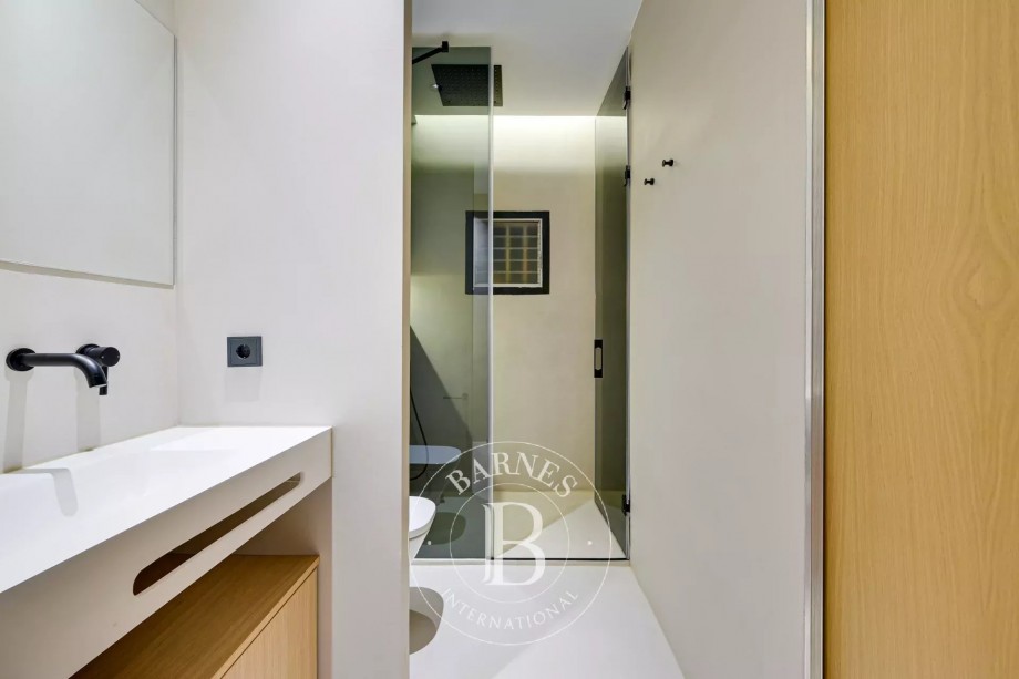 img-gallery