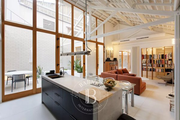 Sold, Apartment Barcelona - picture 2