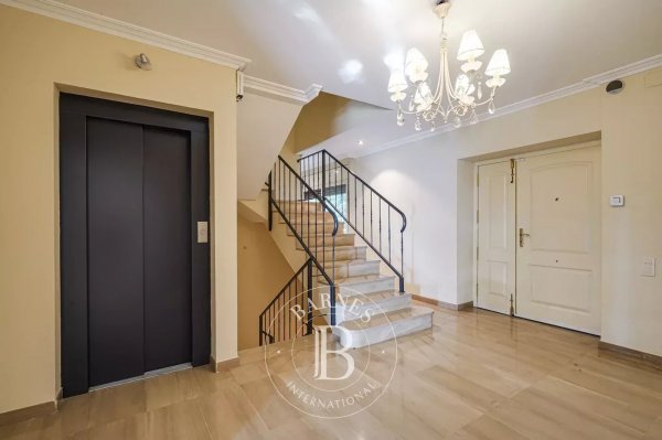 Venta, Chalet Esplugues de... - picture 4