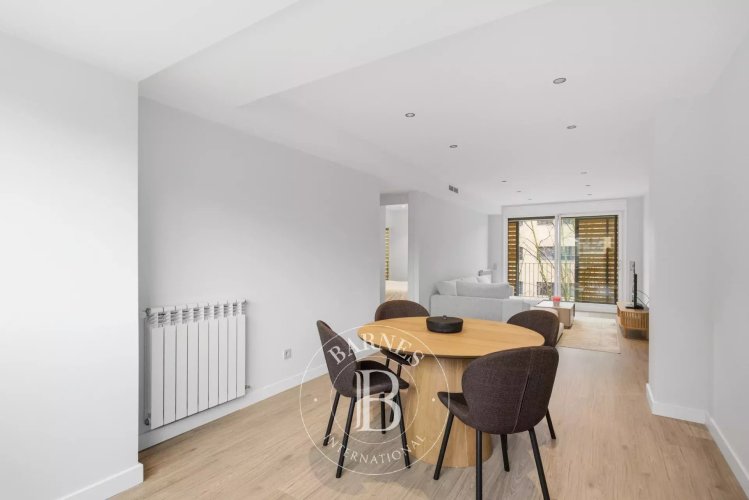 For Sale, Apartment Sant... - picture 4