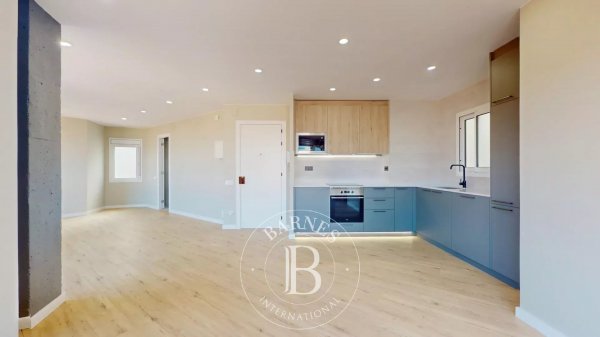 Penthouse Barcelona - picture 4