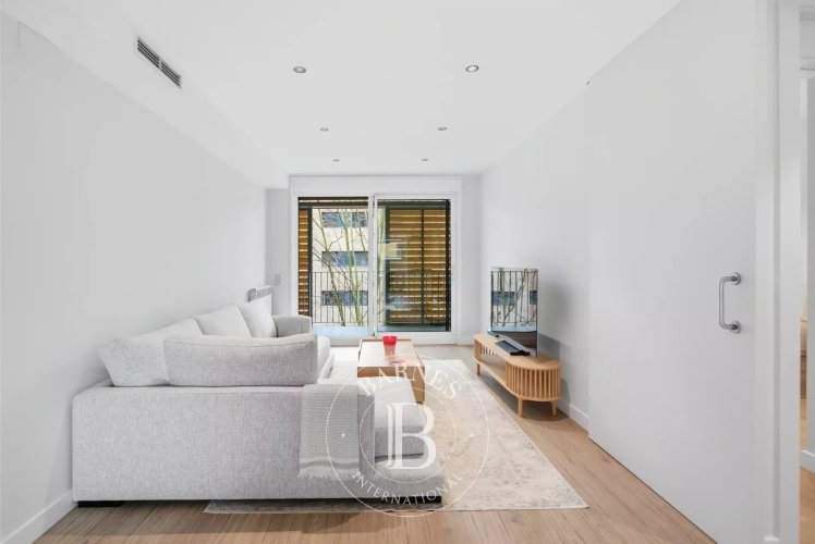 For Sale, Apartment Sant... - picture 2