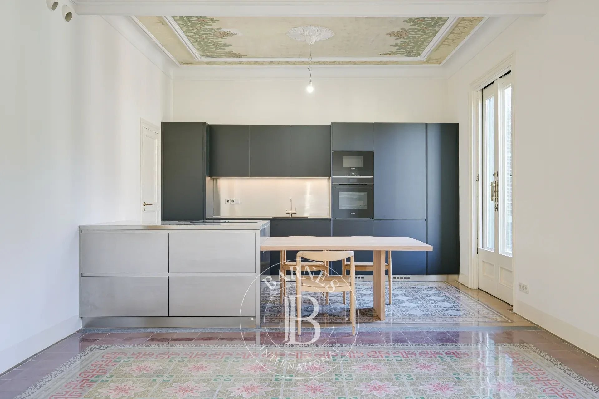 Barcelona Architecture, Natural Light and Character - picture 2