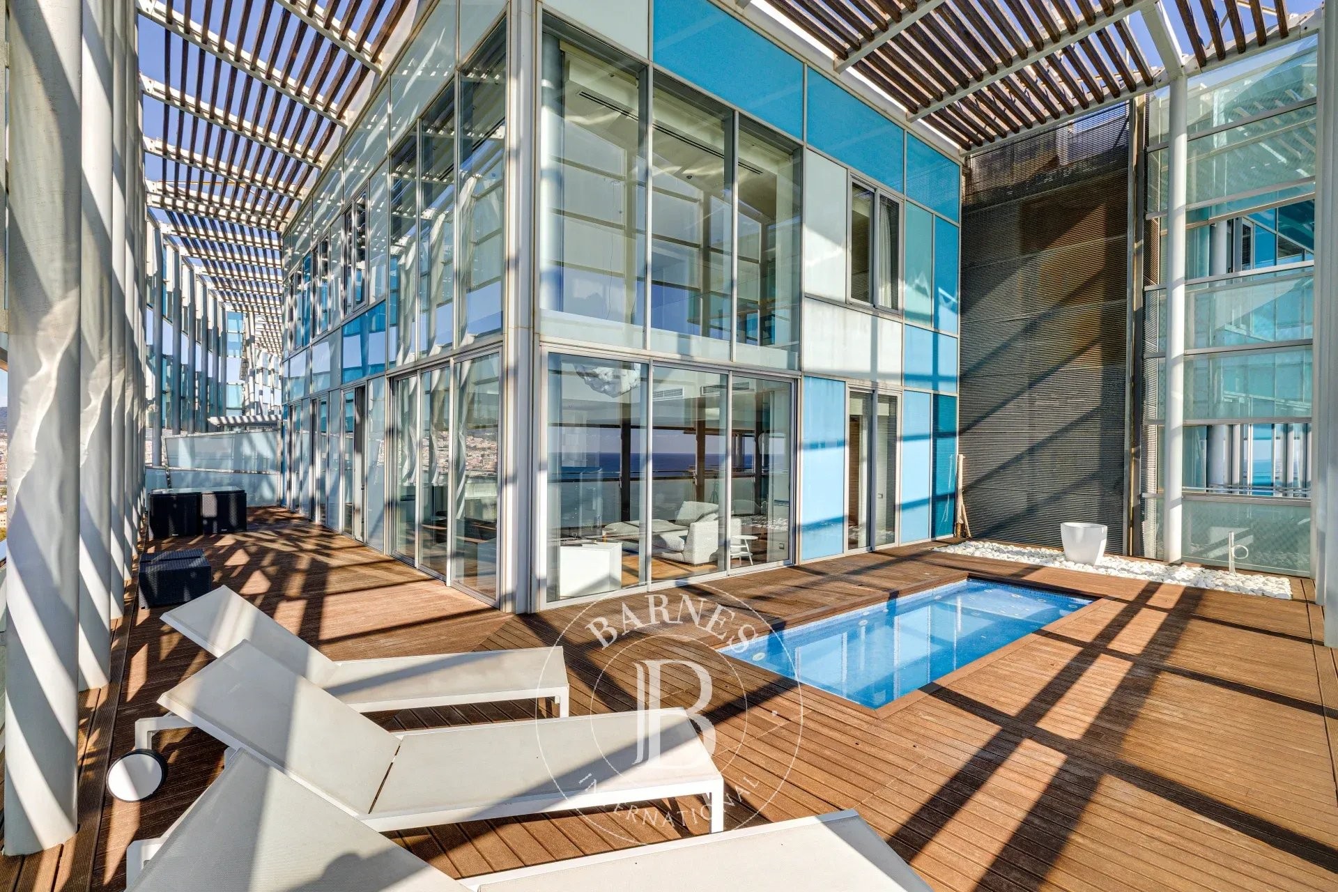 Ático dúplex con piscina privada y vistas panorámicas al Mediterráneo - picture 2