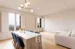 Exclusive luxury apartment by the sea in Barcelona - picture 9 title=