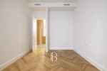 Exquisite Renovated Penthouse in Modernist Style with Abundant Light - picture 30 title=