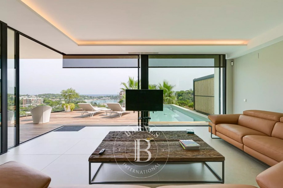img-gallery