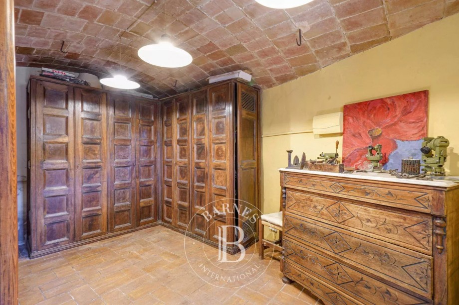 img-gallery