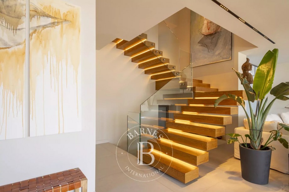 img-gallery
