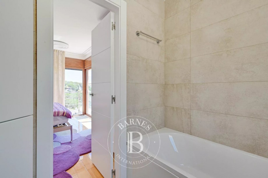 img-gallery