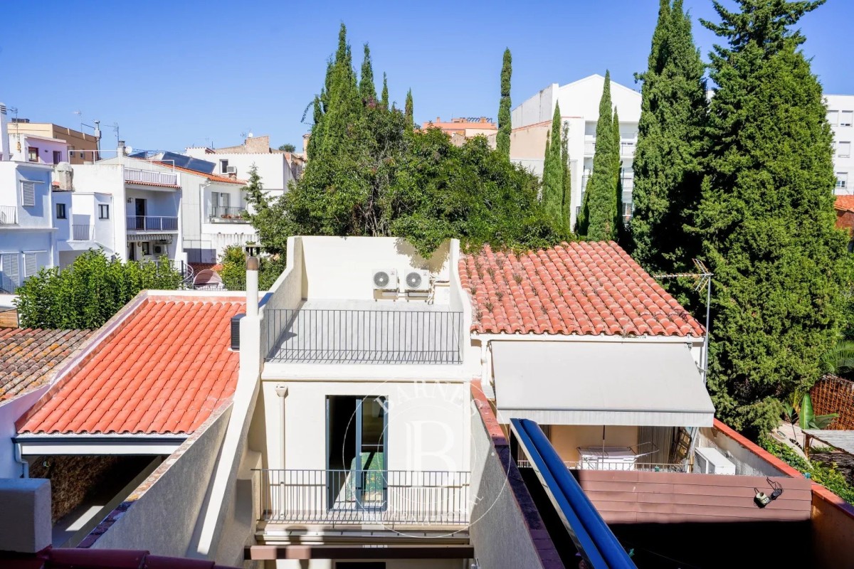 Charming Boutique Hotel in the Historic Heart of Sant Feliu de Guíxols, 250m from the Beach
