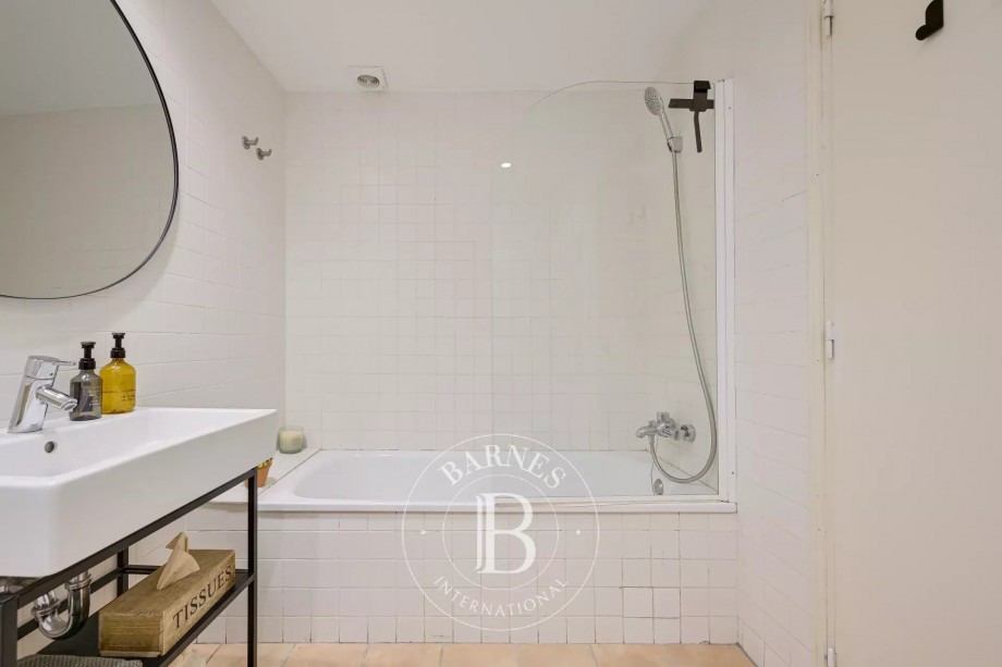 img-gallery