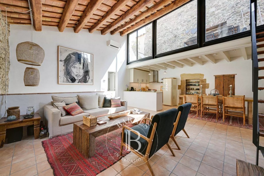 Charming 17th-century village house in a peaceful and historic setting, located in a small town in the Baix Empordà region of Girona.