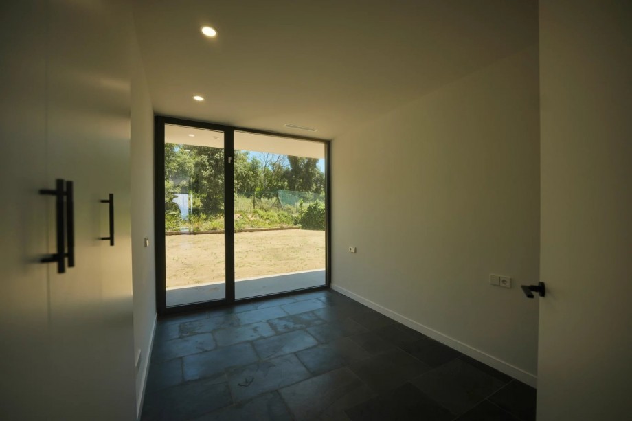 img-gallery