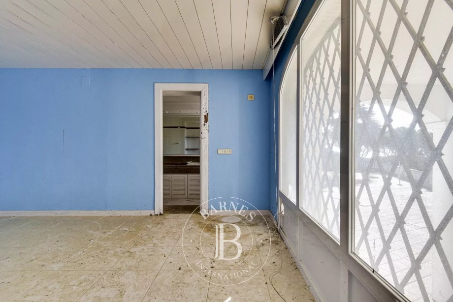 img-gallery