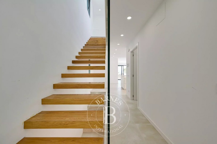 img-gallery