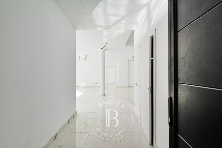 img-gallery