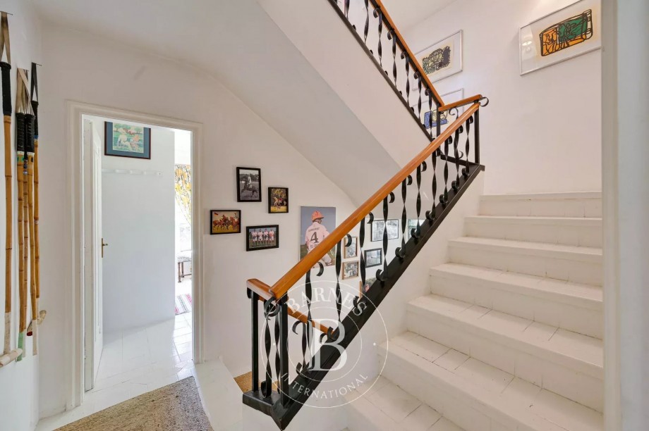 img-gallery
