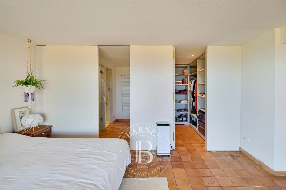 img-gallery