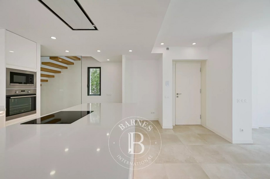 img-gallery
