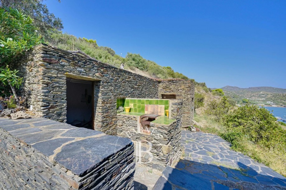img-gallery