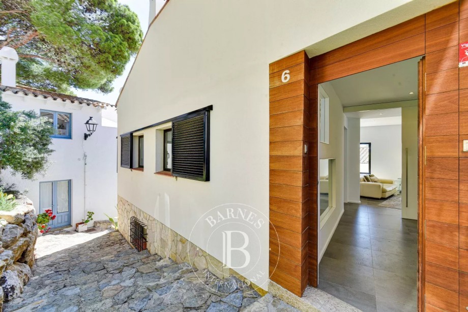 img-gallery