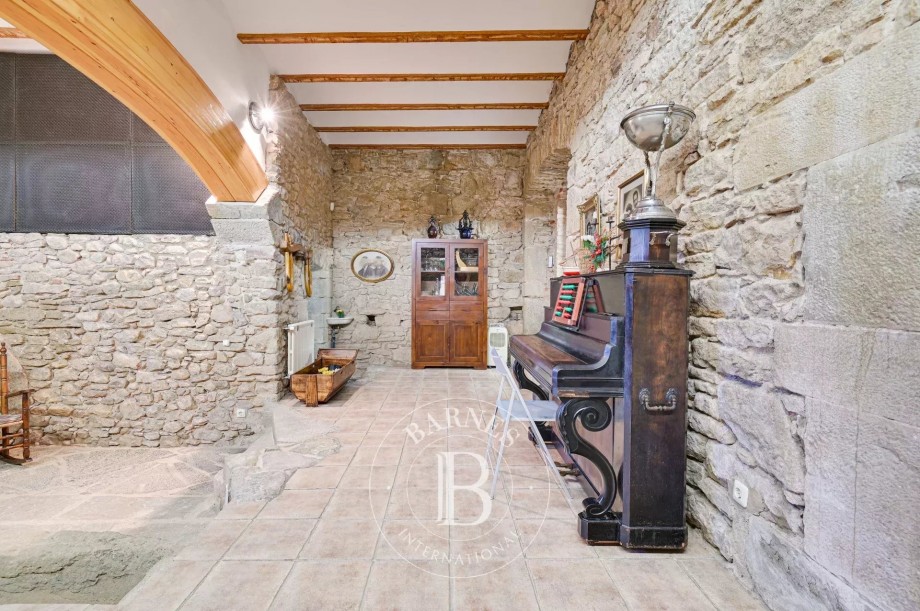 img-gallery