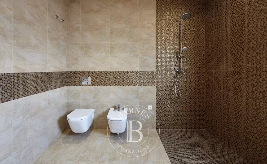 img-gallery