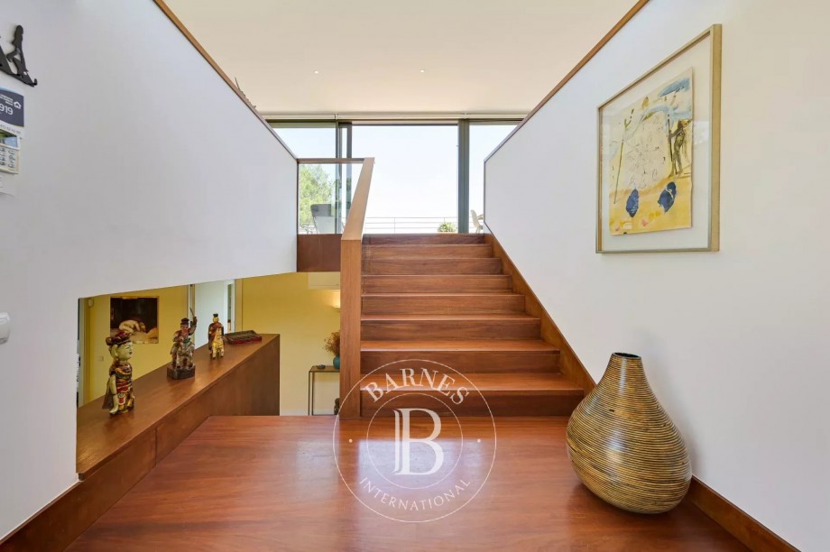 img-gallery