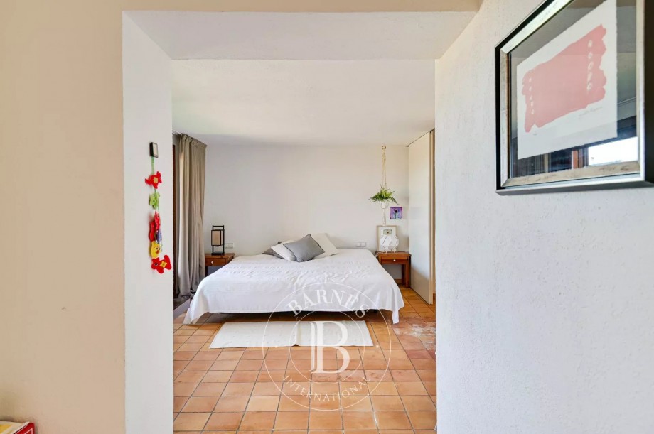 img-gallery